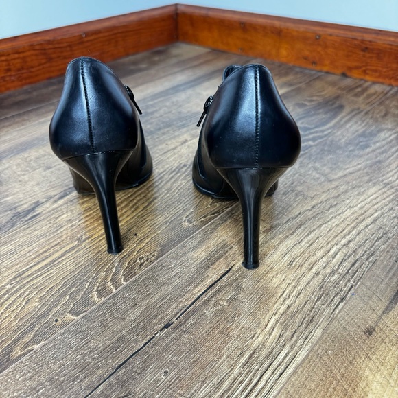 Vintage Black Charles David Ankle Booties (7) - Picture 4 of 4